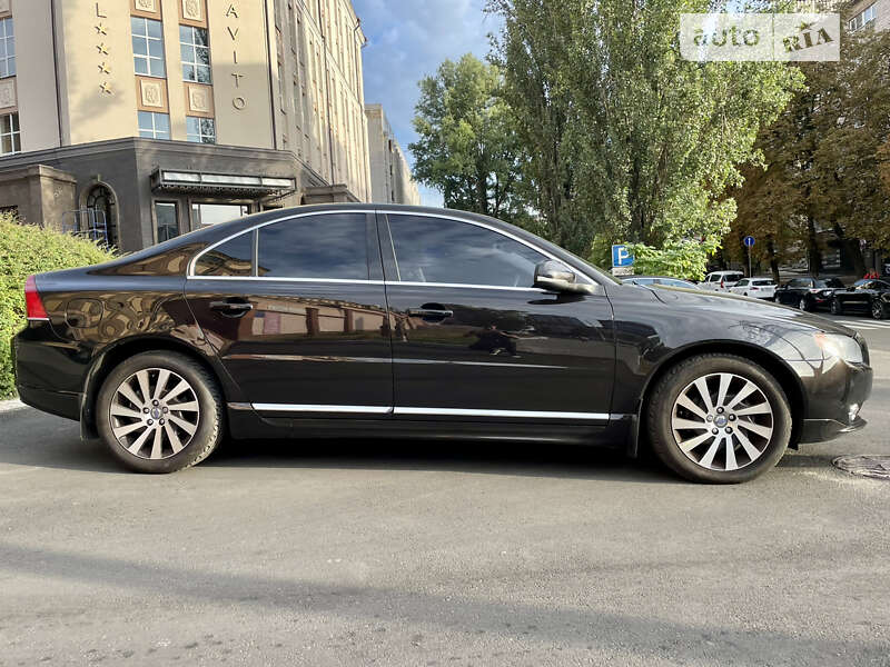 Седан Volvo S80 2012 в Киеве