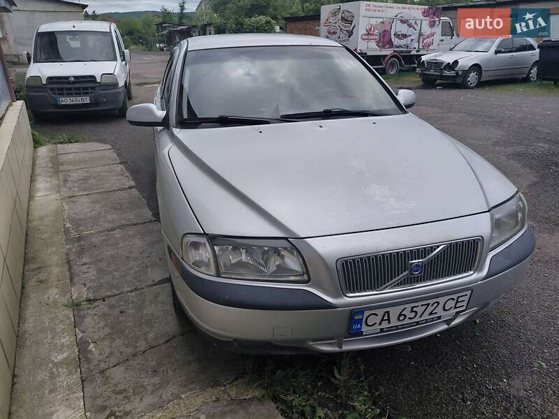 Седан Volvo S80 2000 в Иршаве