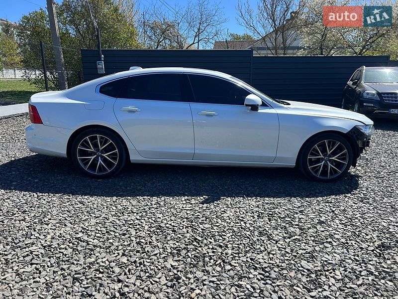 Седан Volvo S90 2017 в Володимирі