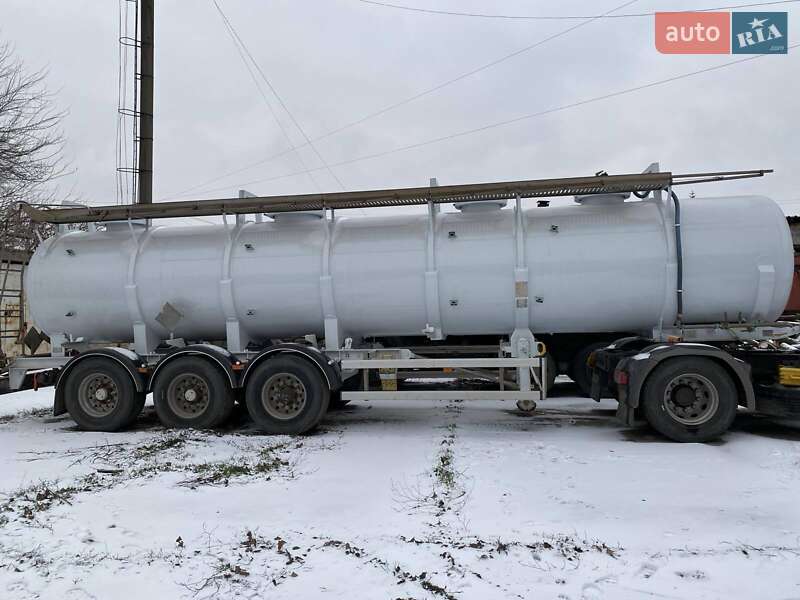 Цистерна полуприцеп Maisonneuv S 2003 в Кропивницком Цистерна полуприцеп Maisonneuv S 2003 в Кропивницком