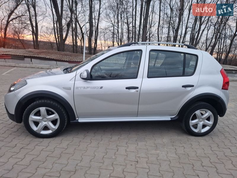 Внедорожник / Кроссовер Dacia Sandero StepWay 2011 в Виннице Внедорожник / Кроссовер Dacia Sandero StepWay 2011 в Виннице