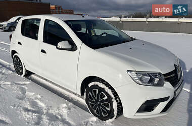 Хэтчбек Renault Sandero 2020 в Киеве