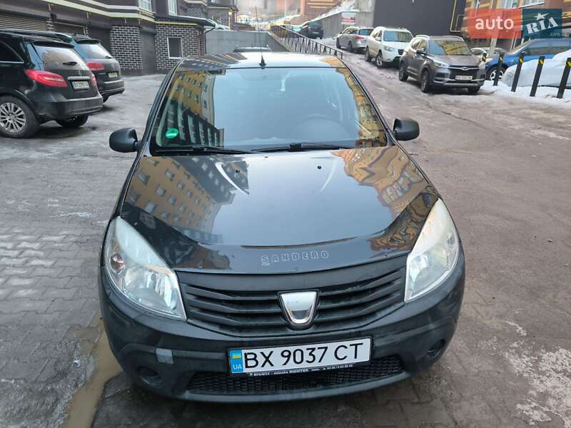 Хэтчбек Dacia Sandero 2009 в Хмельницком Хэтчбек Dacia Sandero 2009 в Хмельницком