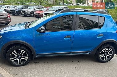Хетчбек Renault Sandero 2020 в Києві Хетчбек Renault Sandero 2020 в Києві