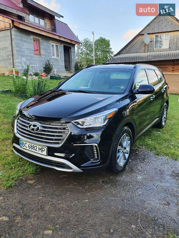 Внедорожник / Кроссовер Hyundai Santa FE 2016 в Межгорье