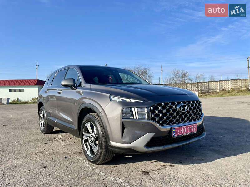 Внедорожник / Кроссовер Hyundai Santa FE 2022 в Ровно Внедорожник / Кроссовер Hyundai Santa FE 2022 в Ровно