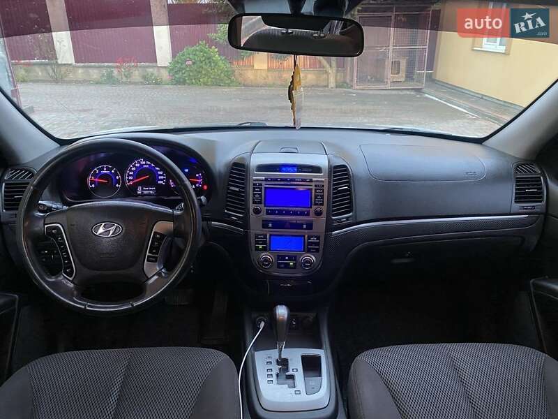 Внедорожник / Кроссовер Hyundai Santa FE 2011 в Бориславе