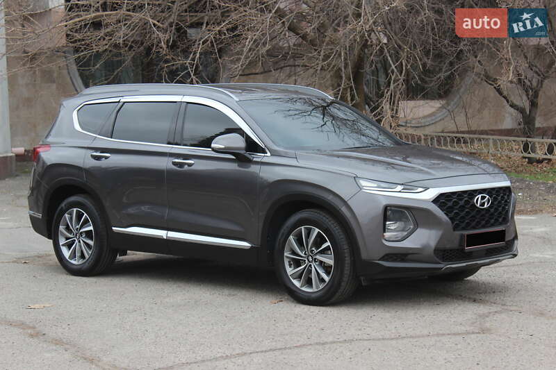 Внедорожник / Кроссовер Hyundai Santa FE 2018 в Днепре