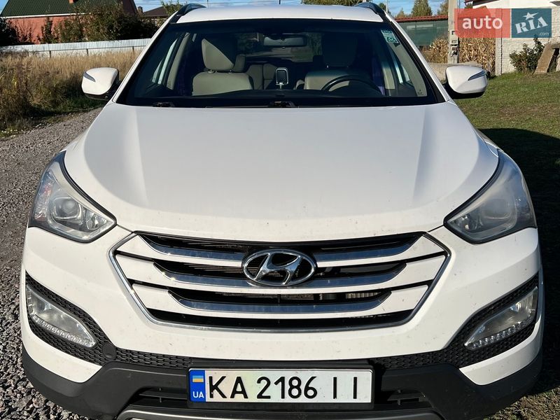 Внедорожник / Кроссовер Hyundai Santa FE 2014 в Киеве