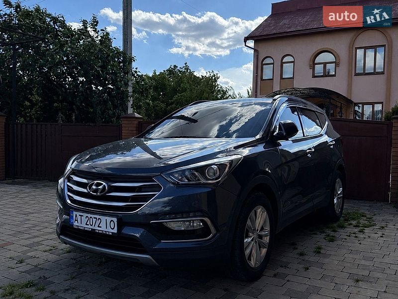 Внедорожник / Кроссовер Hyundai Santa FE 2016 в Ивано-Франковске