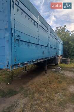 Тентований борт (штора) - напівпричіп Kassbohrer SB 1990 в Старокостянтинові
