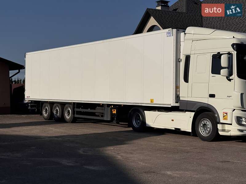 Рефрижератор полуприцеп Schmitz Cargobull SCB S3B 2018 в Ровно