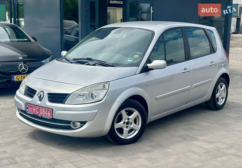 Минивэн Renault Scenic 2007 в Ровно
