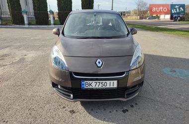 Минивэн Renault Scenic 2012 в Дубно