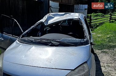 Минивэн Renault Scenic 2005 в Путиле Минивэн Renault Scenic 2005 в Путиле