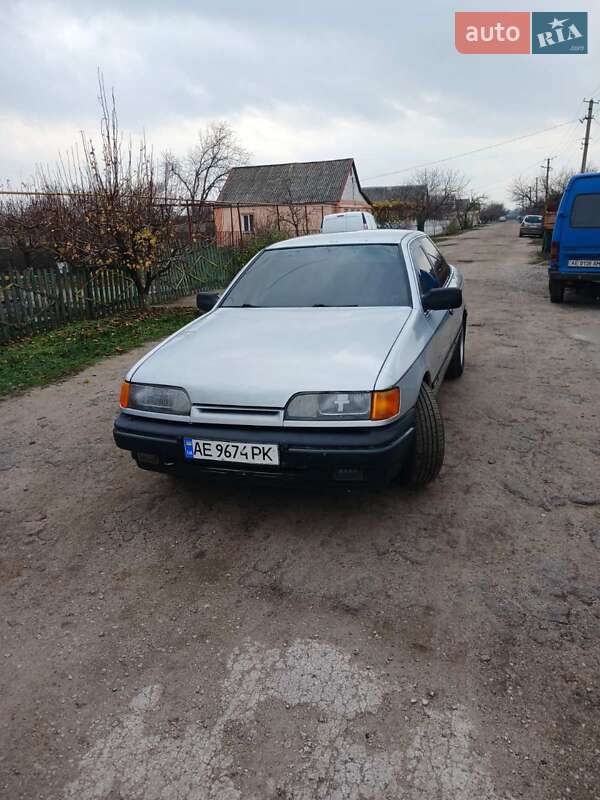 Лифтбек Ford Scorpio 1987 в Днепре Лифтбек Ford Scorpio 1987 в Днепре