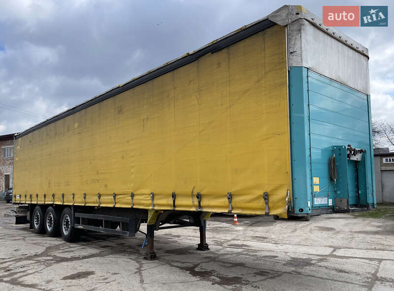 Тентований борт (штора) - напівпричіп Schmitz Cargobull SCS 2010 в Львові