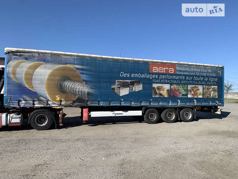 Тентованный борт (штора) - полуприцеп Krone SD 2012 в Березане