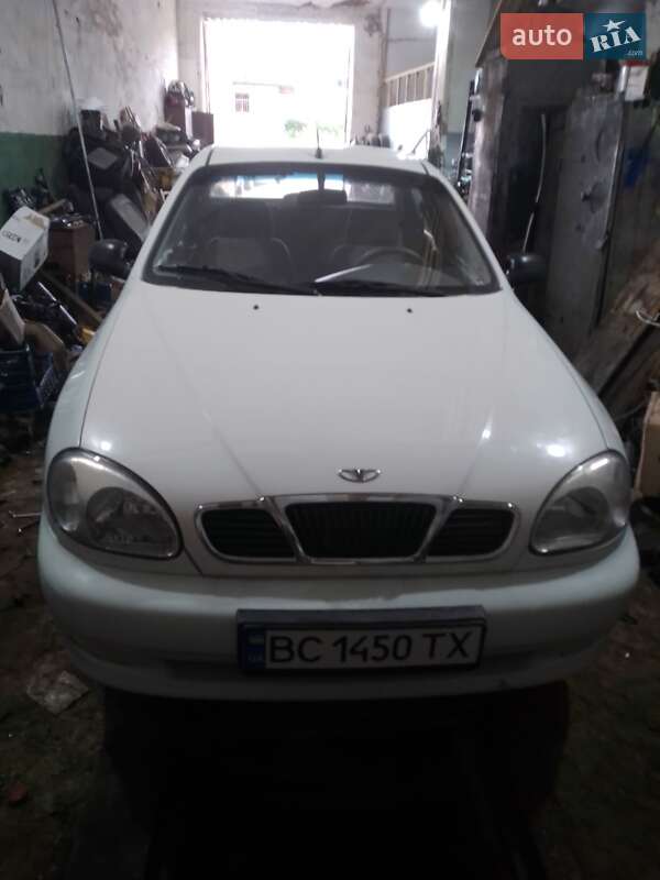 Седан Daewoo Sens 2004 в Бориславе