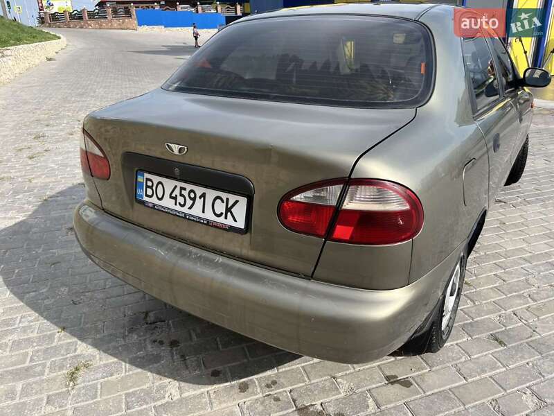 Седан Daewoo Sens 2004 в Тернополі