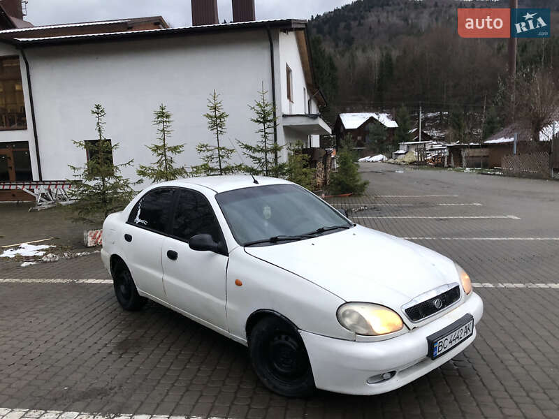 Седан Daewoo Sens 2005 в Сколе