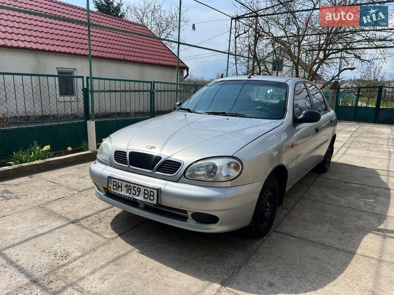 Седан Daewoo Sens 2003 в Южном