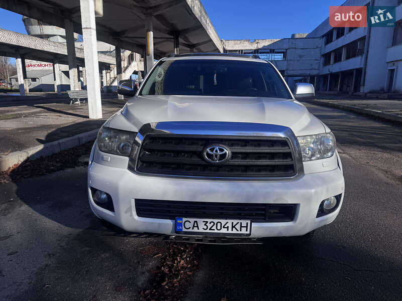 Внедорожник / Кроссовер Toyota Sequoia 2008 в Черкассах