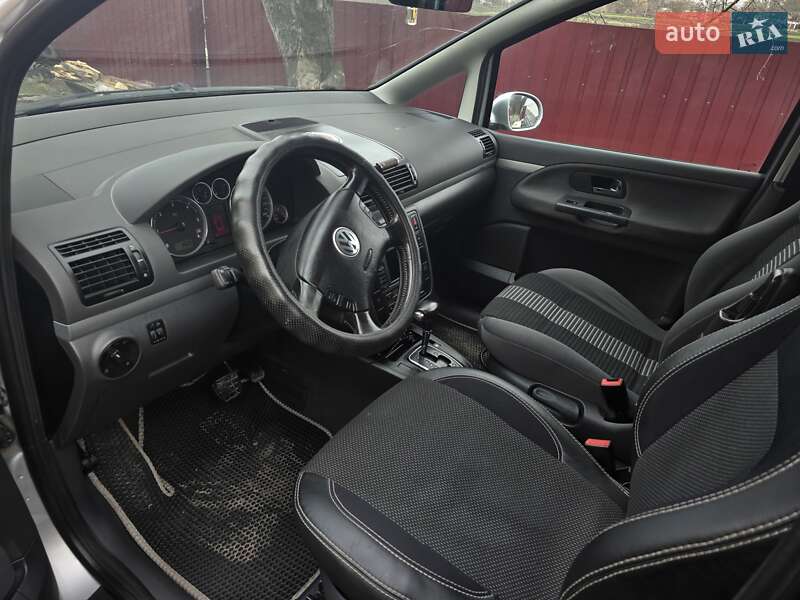 Минивэн Volkswagen Sharan 2009 в Драбове