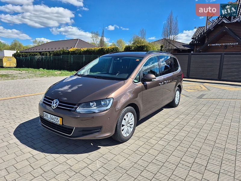 Мінівен Volkswagen Sharan 2012 в Стрию