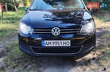 Минивэн Volkswagen Sharan 2013 в Звягеле