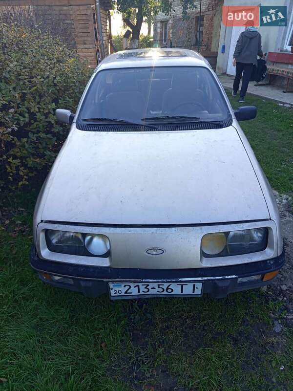Лифтбек Ford Sierra 1983 в Львове