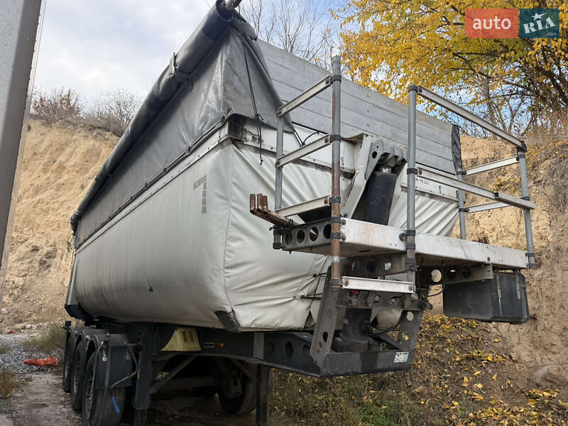 Самосвал полуприцеп Schmitz SKI 24 2011 в Днепре