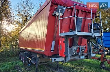 Самоскид напівпричіп Schmitz Cargobull SKI 2005 в Чемерівцях