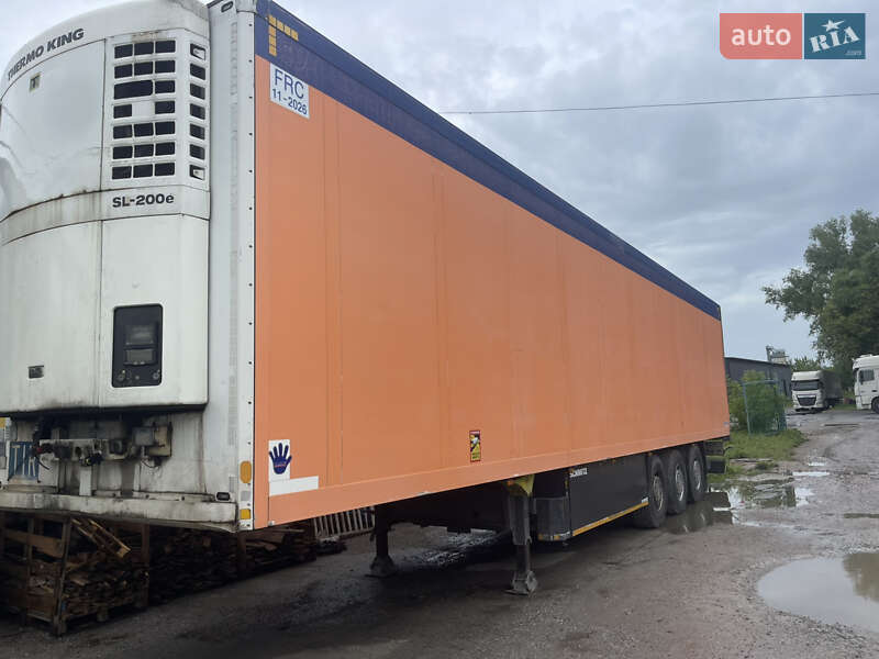 Рефрижератор полуприцеп Schmitz Cargobull SKO 24 2004 в Киеве