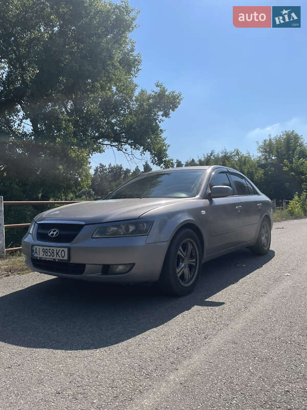 Седан Hyundai Sonata 2004 в Березані Седан Hyundai Sonata 2004 в Березані