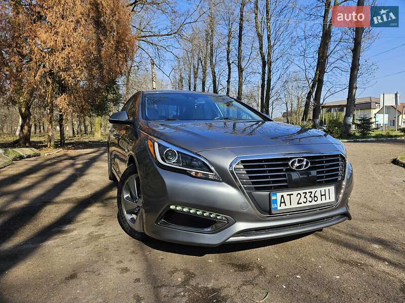 Седан Hyundai Sonata 2017 в Рогатине