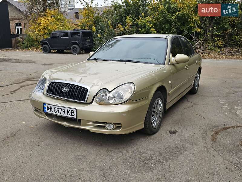 Седан Hyundai Sonata 2004 в Киеве