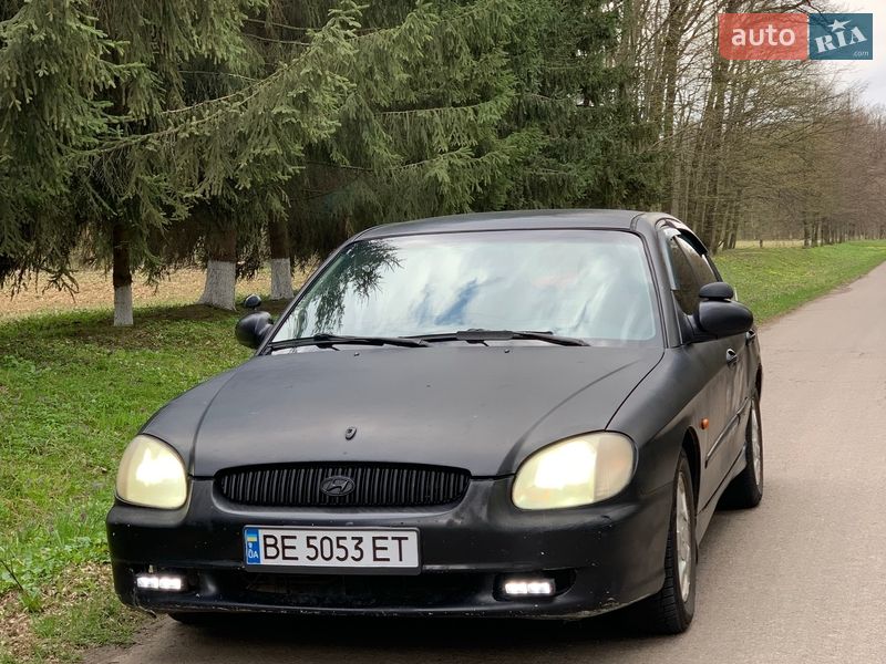 Седан Hyundai Sonata 2001 в Іллінцях