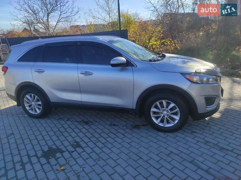 Позашляховик / Кросовер Kia Sorento 2016 в Івано-Франківську Позашляховик / Кросовер Kia Sorento 2016 в Івано-Франківську