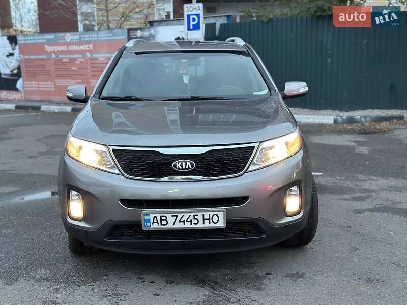 Позашляховик / Кросовер Kia Sorento 2014 в Києві