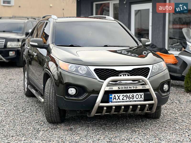 Внедорожник / Кроссовер Kia Sorento 2010 в Харькове
