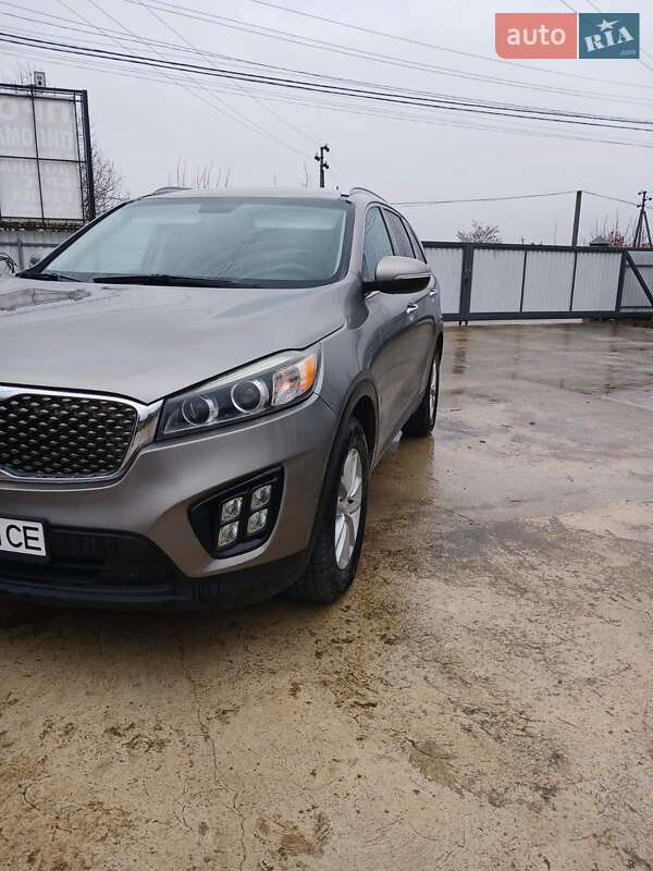 Позашляховик / Кросовер Kia Sorento 2016 в Городенці
