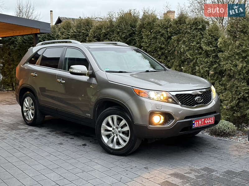 Внедорожник / Кроссовер Kia Sorento 2011 в Дубно