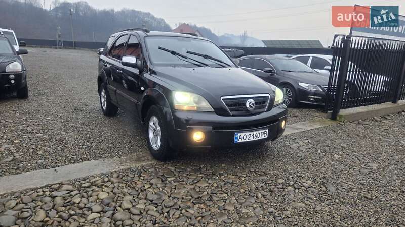 Внедорожник / Кроссовер Kia Sorento 2002 в Тячеве