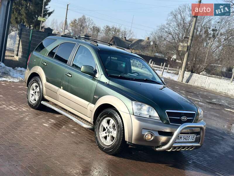 Внедорожник / Кроссовер Kia Sorento 2004 в Рокитном