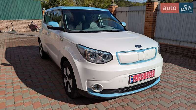 Внедорожник / Кроссовер Kia Soul EV 2018 в Киеве