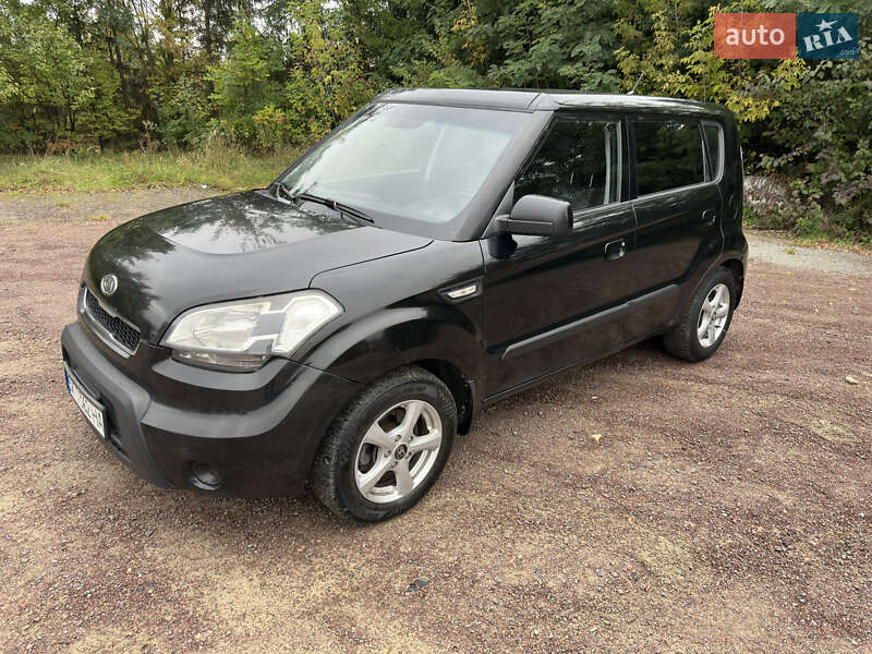 Внедорожник / Кроссовер Kia Soul 2009 в Ровно Внедорожник / Кроссовер Kia Soul 2009 в Ровно