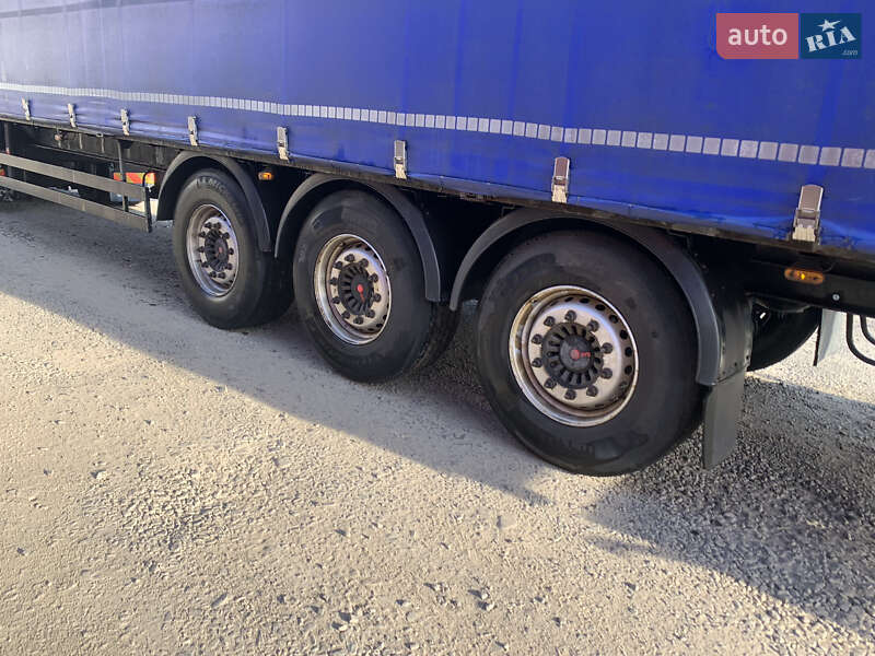 Бортовой полуприцеп Schwarzmuller SPA-3E 2008 в Иршаве