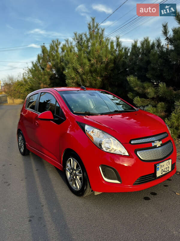 Хэтчбек Chevrolet Spark 2015 в Одессе