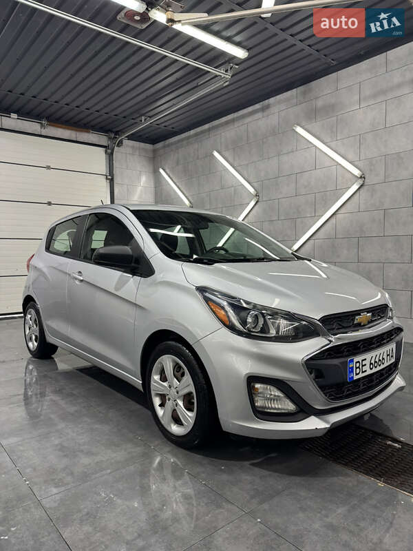 Хэтчбек Chevrolet Spark 2018 в Южноукраинске